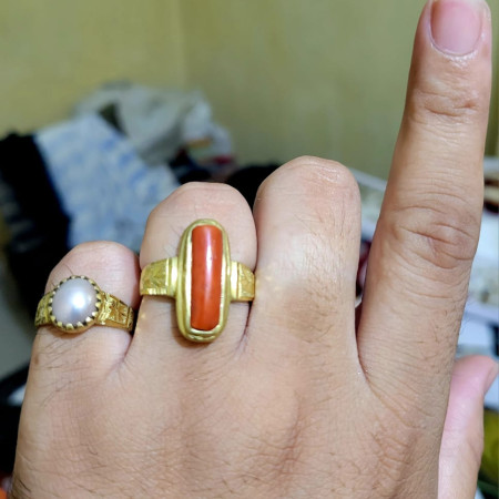 প্রাকৃতিক রত্ন পাথরের আংটি: ইটালিয়ান রক্ত প্রবাল ও জাপানি সামুদ্রিক মুক্তা
